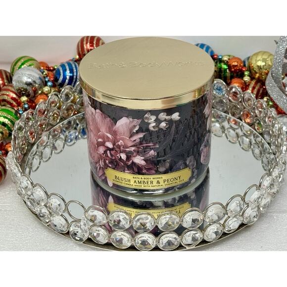 Bath and Body Works Blush Amber Peony Scented 3-Wick Candle (14.5 oz / 411 g) - Picture 3 of 5